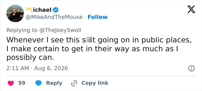 Screenshot of a tweet from michael, responding to Joey Swoll, about shaming people looking at influencers in public. Screenshot of a tweet from michael, responding to Joey Swoll, about shaming people looking at influencers in public.