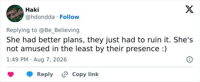 Tweet from 'Haki' about the daughter's reaction to her family surprise, not amused by their presence.
