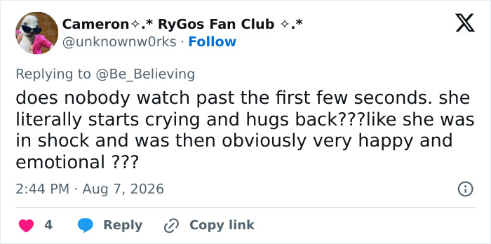 Screenshot of another tweet about the daughter's emotional reaction to the family surprise.