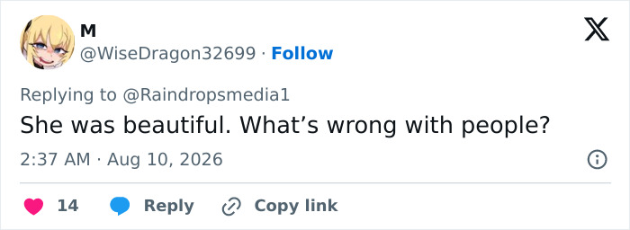 Tweet by WiseDragon32699 defending a Goth Baddie's beauty amidst her transformation. Tweet by WiseDragon32699 defending a Goth Baddie's beauty amidst her transformation.
