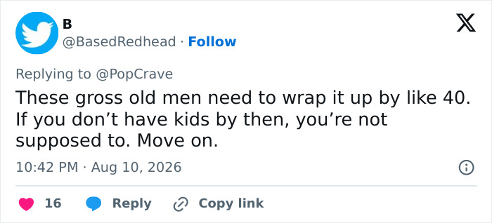 Screenshot of a fan's tweet criticizing Jon Hamm for expecting a child at his age. Screenshot of a fan's tweet criticizing Jon Hamm for expecting a child at his age.