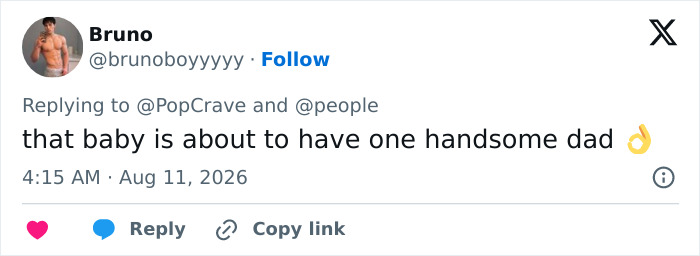 A social media post featuring a fan's skeptical reaction to Jon Hamm expecting his first child due to his age. A social media post featuring a fan's skeptical reaction to Jon Hamm expecting his first child due to his age.