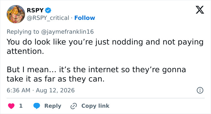 Tweet from RSPY_critical about nodding and not paying attention, referencing the mystery woman's strange gesture.
