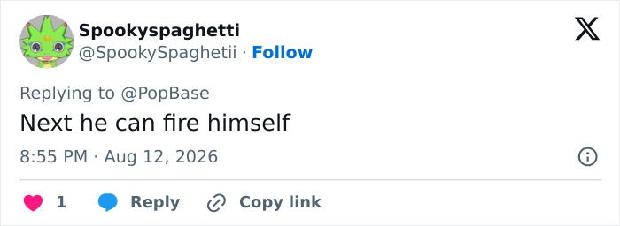 Screenshot of a tweet by Spookyspaghetti about Karoline Leavitt's sudden exit as press secretary, dated Aug 12, 2026.