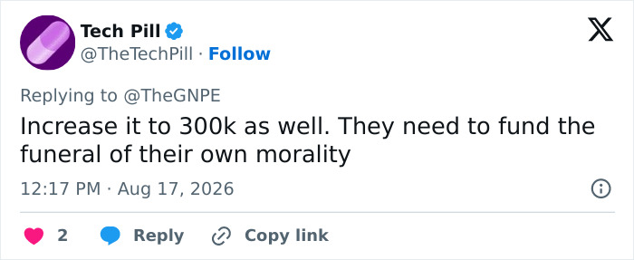 A Tech Pill tweet about a plagiarizing PhD and GoFundMe scandal, suggesting a funeral for morality with 300k. A Tech Pill tweet about a plagiarizing PhD and GoFundMe scandal, suggesting a funeral for morality with 300k.