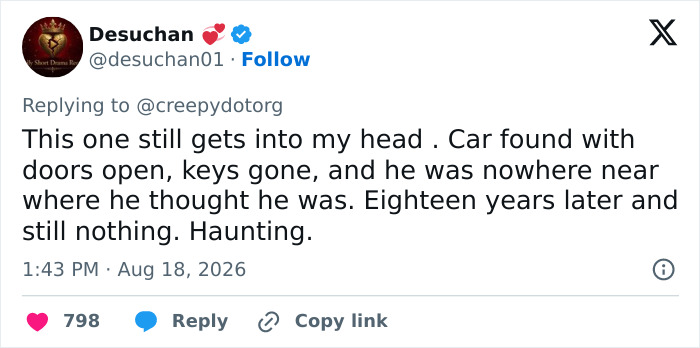 A tweet from Desuchan describing a car crash, found with doors open and keys gone, a case investigators can't explain.
