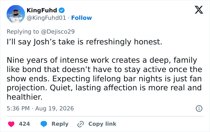 A Twitter post from @KingFuhd01 discussing Josh Radnor's confession about the HIMYM cast's bond. A Twitter post from @KingFuhd01 discussing Josh Radnor's confession about the HIMYM cast's bond.