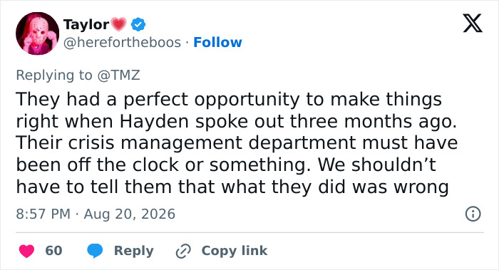 Screenshot of a tweet by Taylor (herefortheboos) about Neutrogena's silence on the Hayden Panettiere controversy. Screenshot of a tweet by Taylor (herefortheboos) about Neutrogena's silence on the Hayden Panettiere controversy.