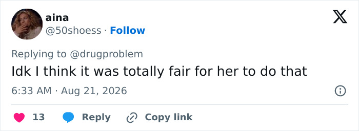 Twitter user ainas comment on Ruby Rose sharing Hayden Panettiere's private texts. Twitter user ainas comment on Ruby Rose sharing Hayden Panettiere's private texts.