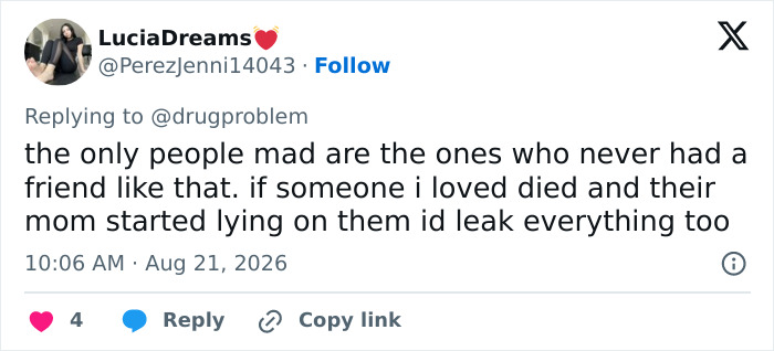 Twitter user LuciaDreams comment on Ruby Rose sharing Hayden Panettiere's private texts. Twitter user LuciaDreams comment on Ruby Rose sharing Hayden Panettiere's private texts.