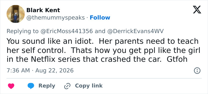 Blark Kent tweet discussing a teen girl tackling a football player, mentioning self-control. Blark Kent tweet discussing a teen girl tackling a football player, mentioning self-control.