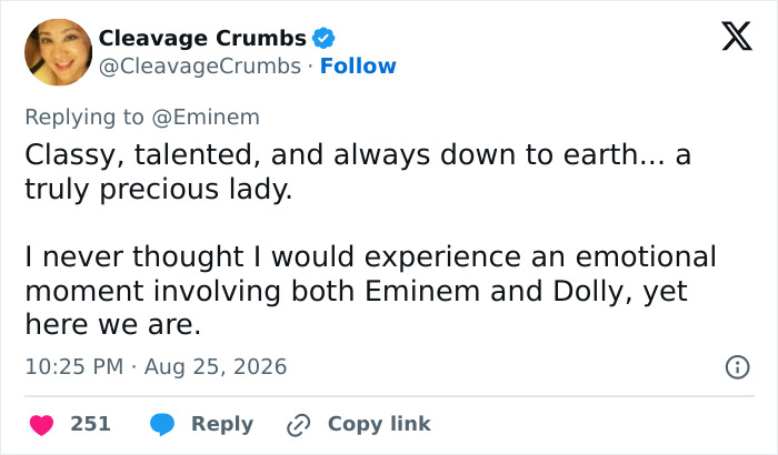 A tweet from Cleavage Crumbs on Eminem and Dolly Parton, describing her as classy and talented, contributing to Eminem backlash.