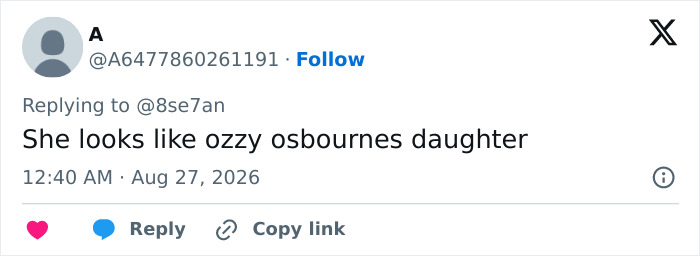 Tweet accusing Joey King of plastic surgery, saying she looks like Ozzy Osbourne's daughter. Tweet accusing Joey King of plastic surgery, saying she looks like Ozzy Osbourne's daughter.
