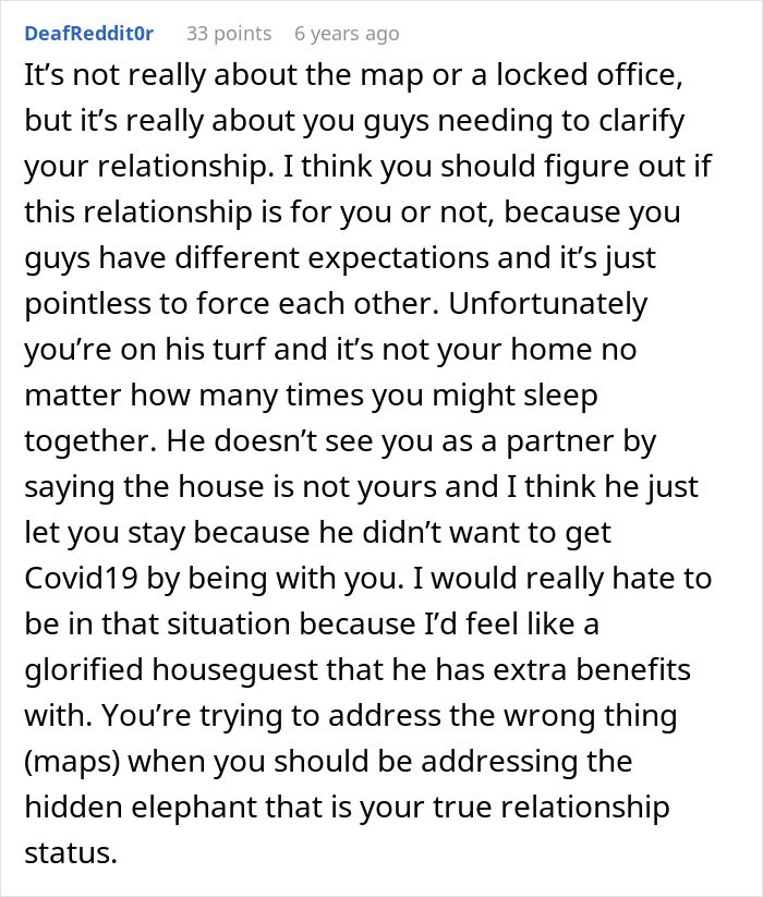 A social media comment from DeafReddit0r, advising a woman to clarify relationship boundaries after moving into a guy's house.