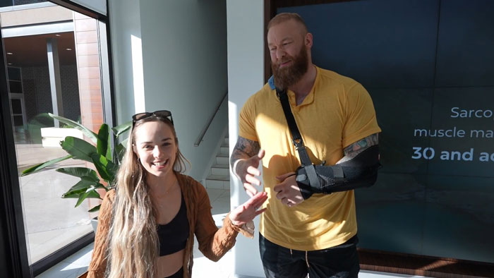 Game of Thrones The Mountain, with his wife, showing a height difference. Game of Thrones The Mountain, with his wife, showing a height difference.