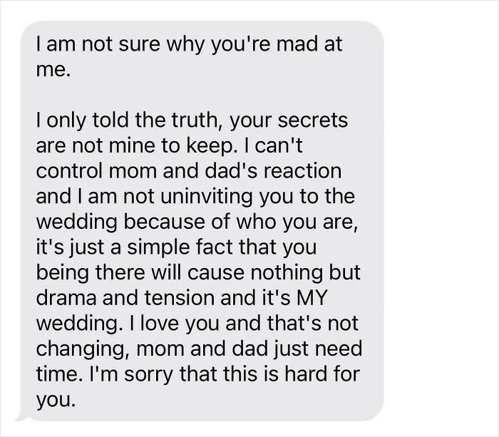A message reveals a bride uninviting someone from her wedding day due to drama and tension.