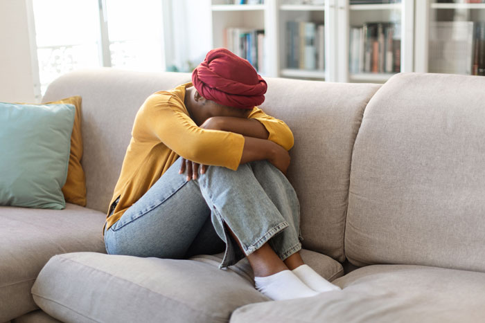 Woman Won’t Play MOH For Twin And Her Childhood Bully, Fam Asks Questions As The Truth Comes Out Woman Won’t Play MOH For Twin And Her Childhood Bully, Fam Asks Questions As The Truth Comes Out
