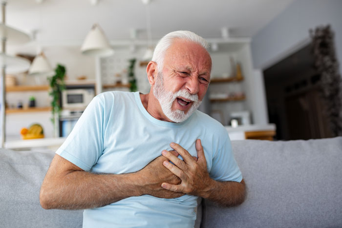 Heart Surgeon Reveals The ‘Huge Red Flag’ He Ignored Before Doctors Found A 99% Heart Blockage Heart Surgeon Reveals The ‘Huge Red Flag’ He Ignored Before Doctors Found A 99% Heart Blockage