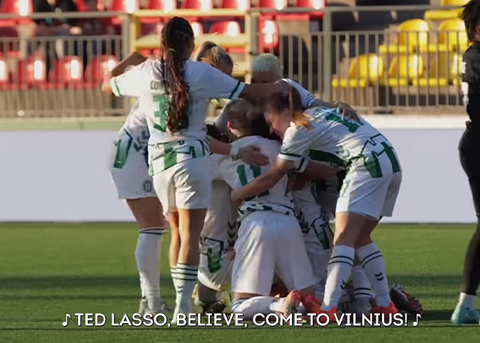 Lithuanian Soccer Team Finds Brilliant Way To Promote Women's Sports By Inviting Jason Sudeikis To Coach Them Lithuanian Soccer Team Finds Brilliant Way To Promote Women's Sports By Inviting Jason Sudeikis To Coach Them