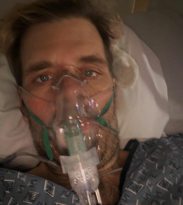 Perez Hilton in a hospital bed, wearing an oxygen mask, after the horrifying livestream revealed. Perez Hilton in a hospital bed, wearing an oxygen mask, after the horrifying livestream revealed.