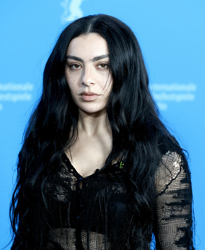 English Singer-Songwriter Charli Xcx, 34