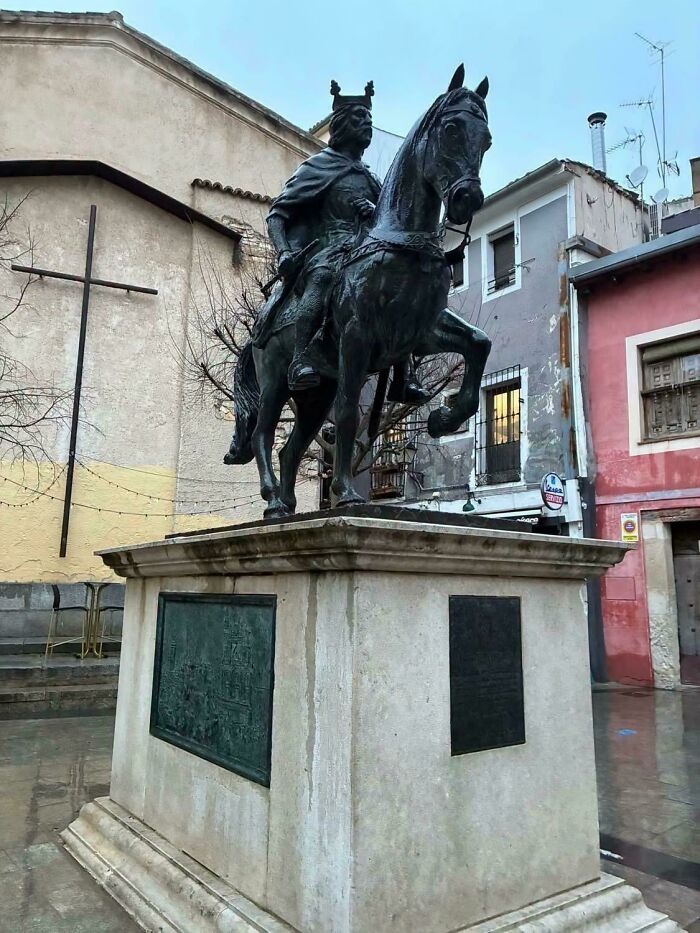 Bronze equestrian statue of a historical figure, showcasing art from the Middle Ages.