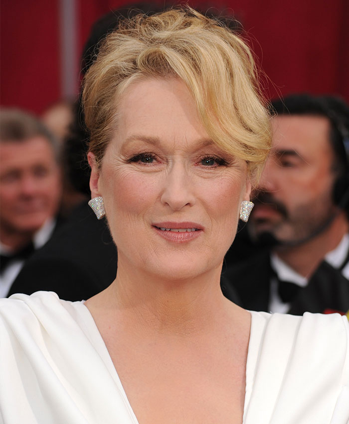 Hollywood's "Ghost Lashes" Trend Is Taking Over, Beauty Experts Reveal Which Stars Get It Right And Wrong