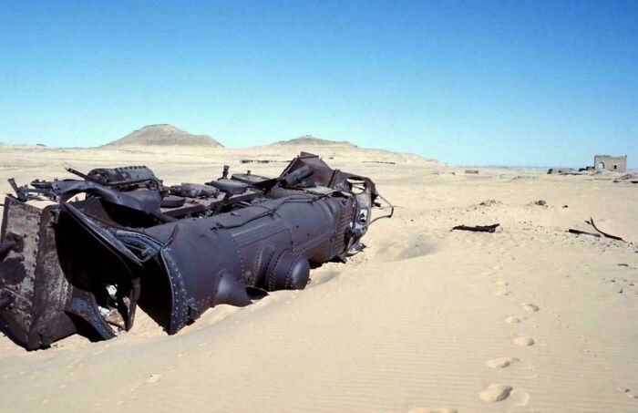Over 100 Years After Lawrence Of Arabia Ambushed It During WWI, This Ottoman Train Still Sits In The Middle Of The Saudi Arabia Desert