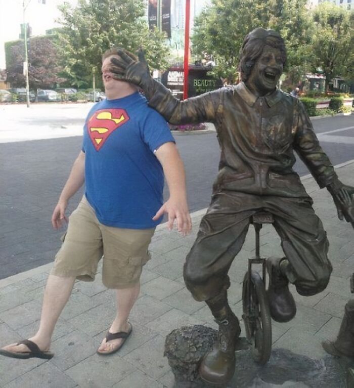 75 Funny Pictures That Somehow Keep Getting Weirder By The Second
