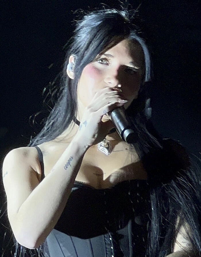Singer Nessa Barrett, 24