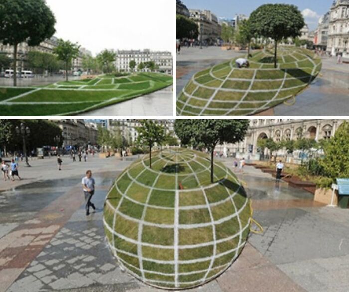 Ilusión óptica creada por el artista parisino François Abelanet, expuesta frente al Ayuntamiento de París. Parece una esfera gigante de hierba, pero en realidad es plana.