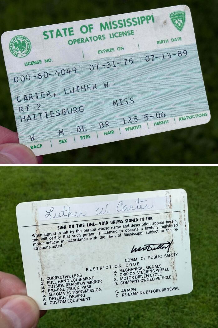 Front and back of an old Mississippi driver's license, an interesting piece of ephemera.