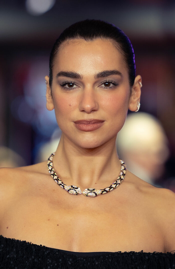 English Singer-Songwriter Dua Lipa, 31
