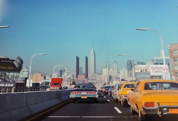 A fascinating photo from American history of New York City traffic and skyline.