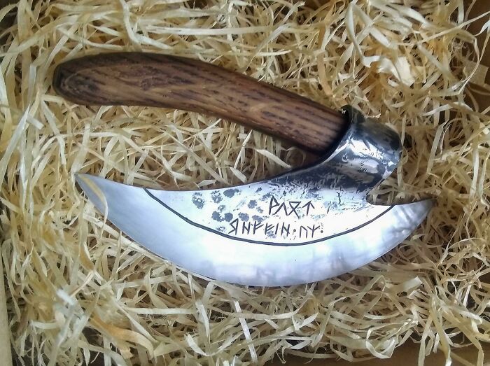 A Friend Saw An "Pizza Axe" On Reddit A Couple Of Months Ago So I Decided To Make One For His Birthday