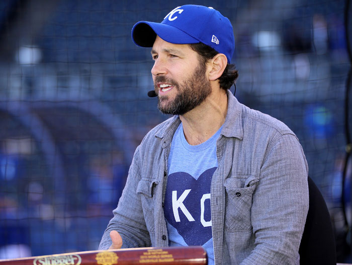 53 Celebrity Encounters That Didn't Go The Way People Expected