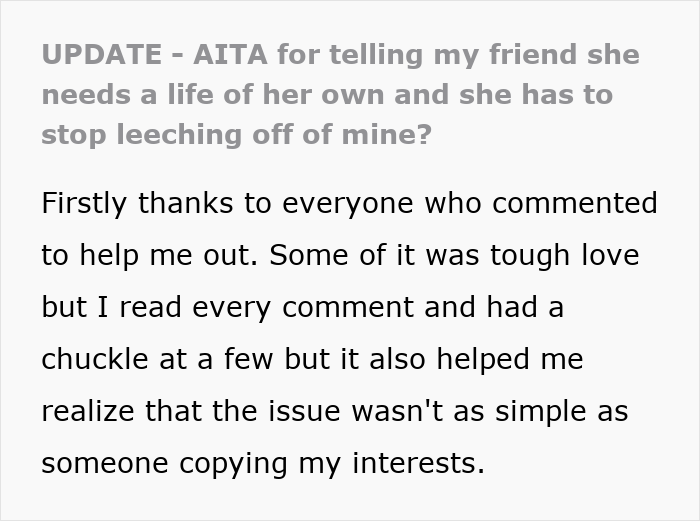 Woman Notices Her Friend Keeps Acting Stranger And Stranger, Finally Understands Why Woman Notices Her Friend Keeps Acting Stranger And Stranger, Finally Understands Why