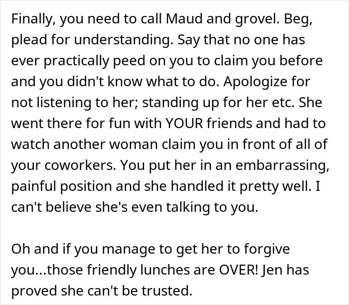 Guy Shows Just How Oblivious He Is After He Shares His Girlfriend's "Ridiculous" Behavior Guy Shows Just How Oblivious He Is After He Shares His Girlfriend's "Ridiculous" Behavior