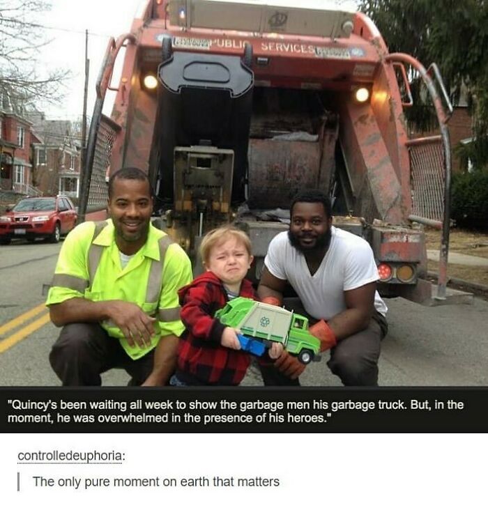A funny Tumblr post of a little boy crying while meeting garbage men, holding a toy garbage truck.
