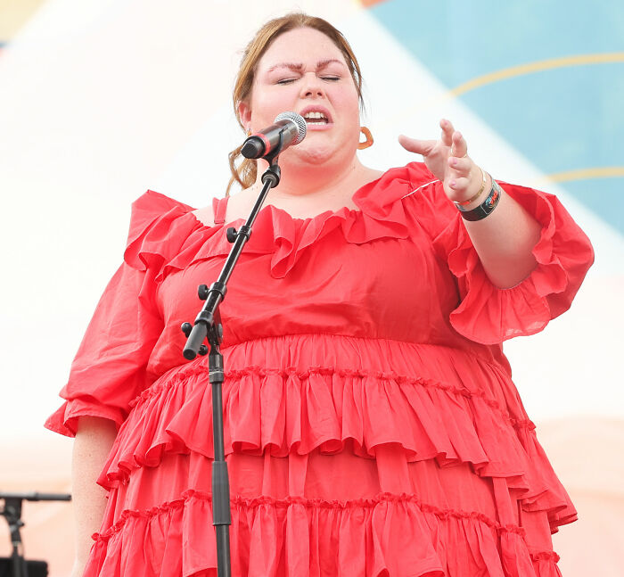 Chrissy Metz performing, demonstrating her transformation after losing 100 pounds with GLP-1 meds.
