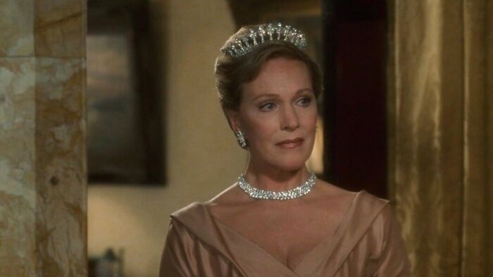 Legendary actress Julie Andrews as Queen Clarisse Renaldi in Princess Diaries. Legendary actress Julie Andrews as Queen Clarisse Renaldi in Princess Diaries.