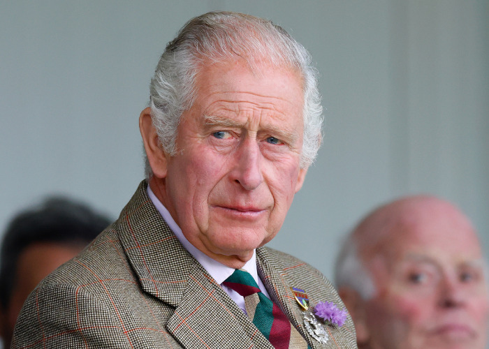 Prince Harry's former US neighbors expose further revelations.