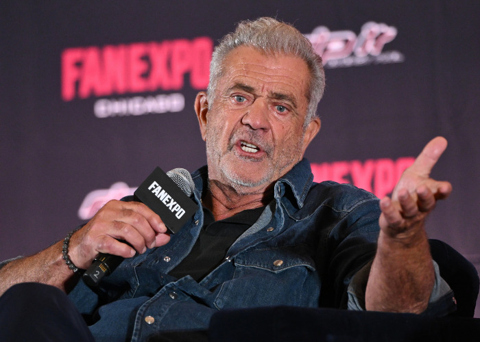 Mel Gibson facing furious backlash for mocking deaf interpreter at Fan Expo, speaking into a microphone. Mel Gibson facing furious backlash for mocking deaf interpreter at Fan Expo, speaking into a microphone.