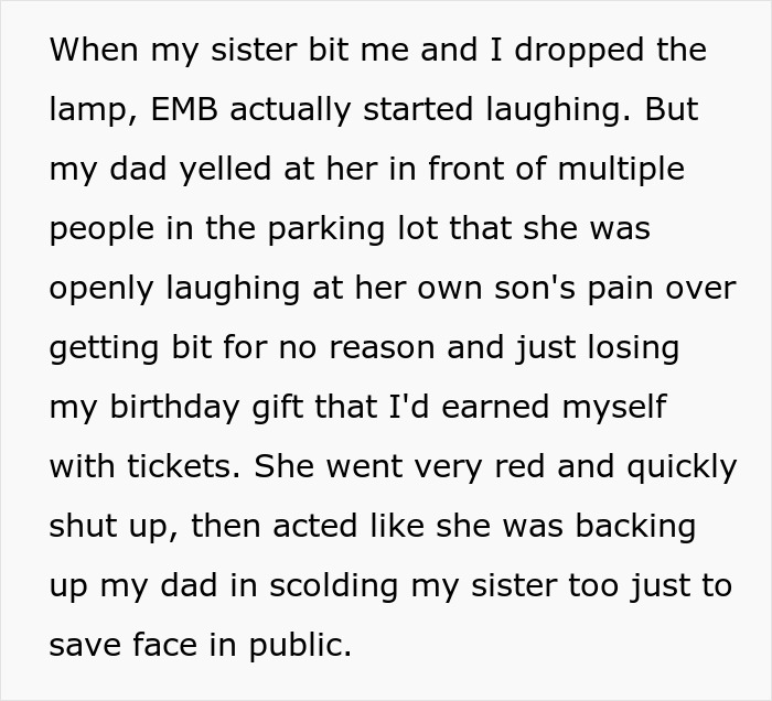 Brother's nightmare: Spoiled sister bites brother and mom laughs, dad intervenes in public. Brother's nightmare: Spoiled sister bites brother and mom laughs, dad intervenes in public.