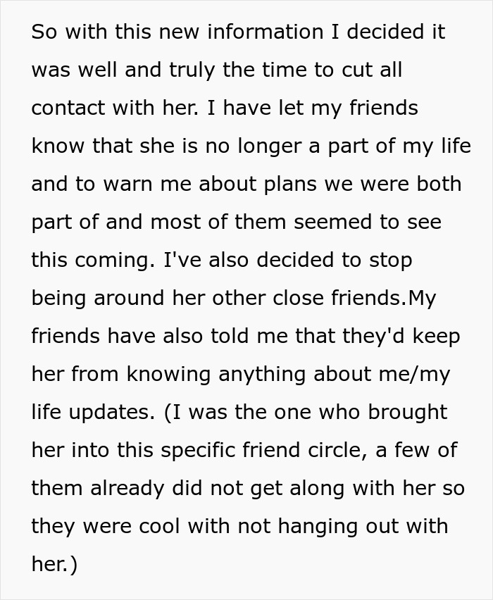 Woman Notices Her Friend Keeps Acting Stranger And Stranger, Finally Understands Why Woman Notices Her Friend Keeps Acting Stranger And Stranger, Finally Understands Why