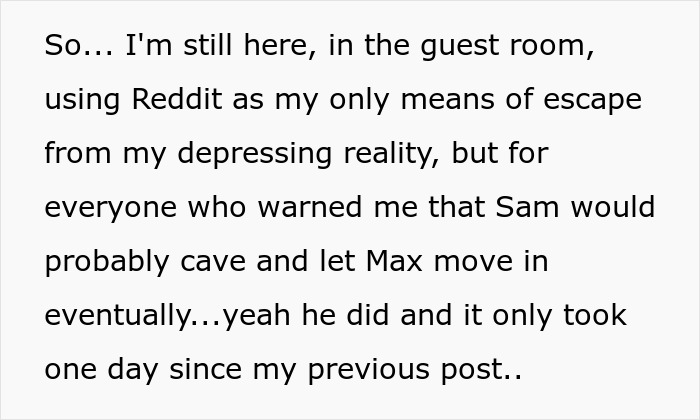 A screenshot of text about a man playing his friends against each other, with his ex-girlfriend sending receipts. A screenshot of text about a man playing his friends against each other, with his ex-girlfriend sending receipts.