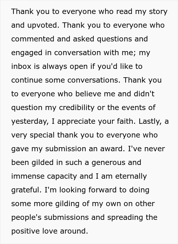 Text expresses thanks to readers, commenters, and those who gave awards regarding a shopper incident.