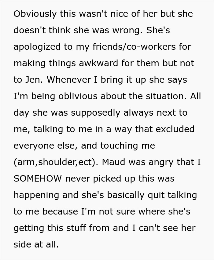 Guy Shows Just How Oblivious He Is After He Shares His Girlfriend's "Ridiculous" Behavior Guy Shows Just How Oblivious He Is After He Shares His Girlfriend's "Ridiculous" Behavior