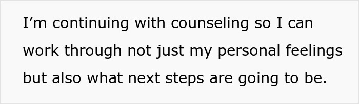 Mom Treats Son Like Her Stand-In Husband For Years, His Real Wife Eventually Quits The Role Mom Treats Son Like Her Stand-In Husband For Years, His Real Wife Eventually Quits The Role