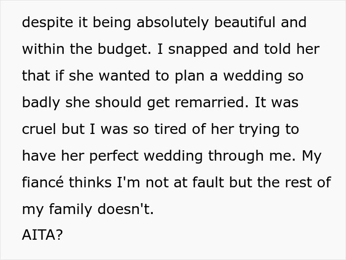 Mom Exposes Herself As A Homophobe After Trying To Take Over Daughter's Wedding Mom Exposes Herself As A Homophobe After Trying To Take Over Daughter's Wedding